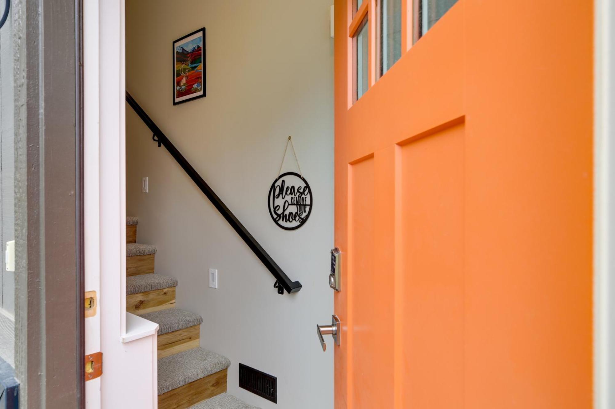 Anchorage Apartment With A View About 3 Mi To Airport Bagian luar foto